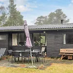 Holiday home 5 Person In Strand-by Traum *