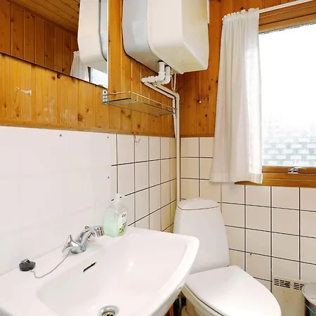 5 Person In Strand-by Traum *